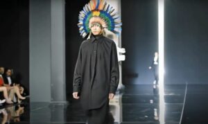 メンズのAIモデルを生成してAIで生成した服を着せてランウェイを歩かせてみる